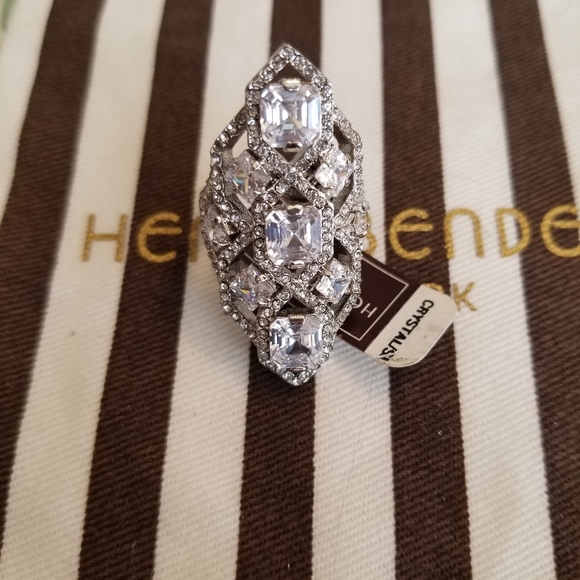 Henri bendel ring - Picture 3 of 7